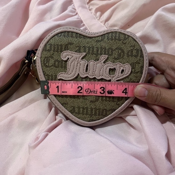 Juicy couture tan gothic logo heart coin pouch